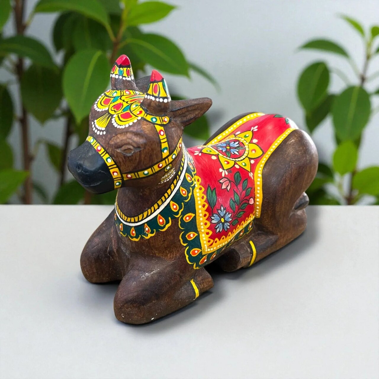 Handmade Wooden Nandi Cow Idol 7.5x4x8.5 Inch – Hand-Painted Sitting Bull Statue for Home Temple Pooja Decor Indian Traditional Art Sculpture for Housewarming Puja Return Gifts